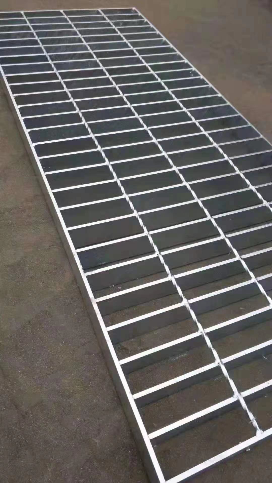 復(fù)合鋼格板 鍍鋅鋼格板 鋼格板踏步齒形鋼格板鋼格板